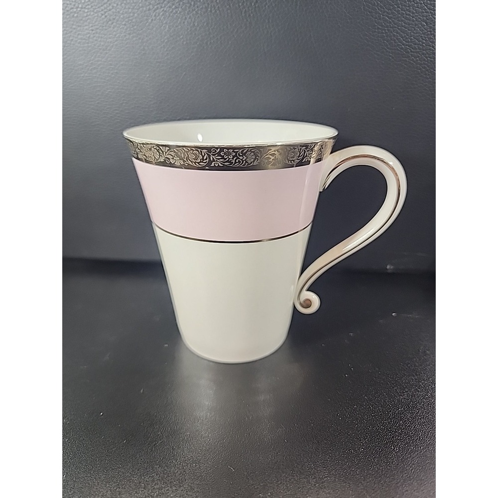 Mary Kay Cosmetics 40th Anniversary Pink &‎ Gold Trim Teacup